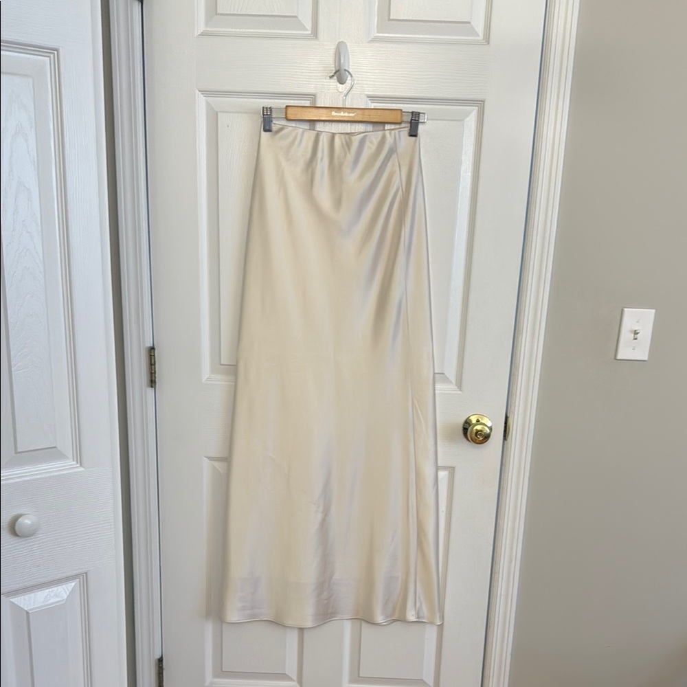 Elegant Cream Maxi Skirt